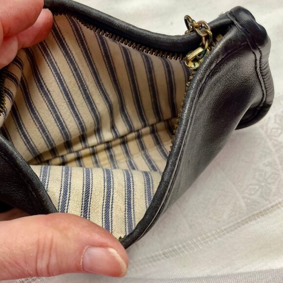 1980's Vintage Coach "Chunky" Bag - Authentic Use - Black - Picture 3 of 3